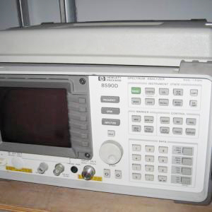 HP-8590D